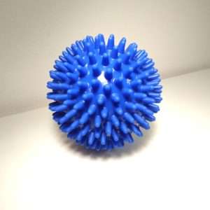 Pallina a riccio 10 cm di colore blu per massaggi